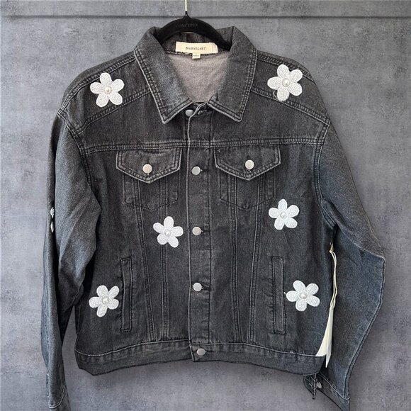 BLUE VELVET DAISY FLOWER DENIM JACKET - Picture 3 of 5